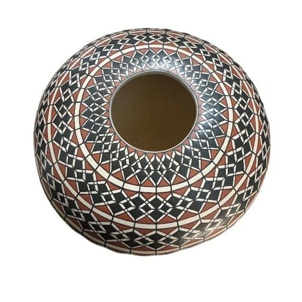 Handcrafted Acoma Pueblo Pottery Vase By Juana Ledezma Veloz Mata Ortiz  pottery